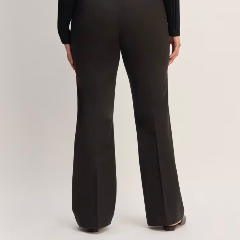 NEW W / O TAGS Everlane Black The Bi-Stretch Flare‎ Pant in Size 6 - Picture 5 of 10